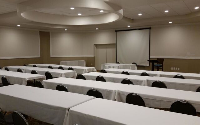 Spark by Hilton Bensalem Philadelphia