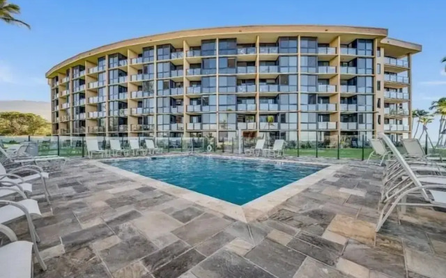 Kihei Surfside, #310 1 Bedroom Condo by RedAwning