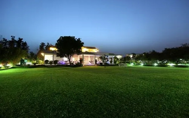 The Awesome Farms & Resorts