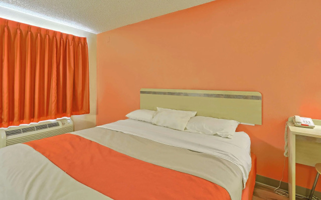 Motel 6 Maple Shade Township, NJ - Philadelphia - Mt Laurel