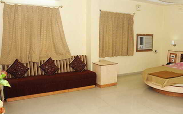 Hotel Neelkanth Inn