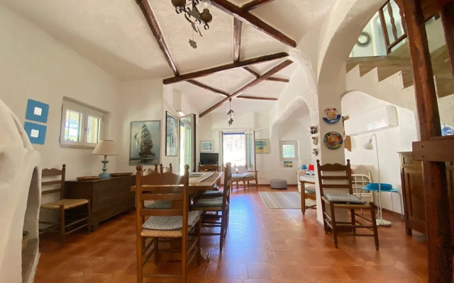 Splendid Detached Villa, Near the sea