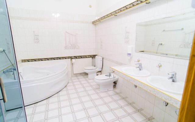 Lord Jack Apartments