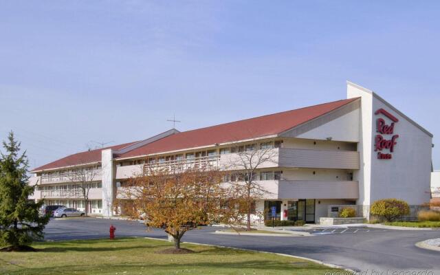 Red Roof Inn PLUS+ Chicago - Northbrook/ Deerfield