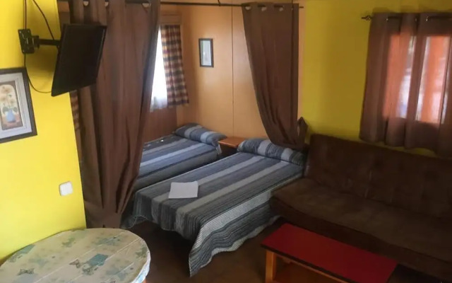 Bungalows Camping Alpha Madrid