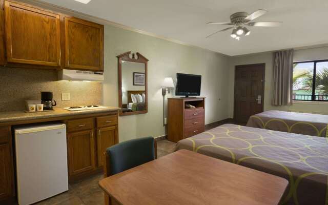 Super 8 by Wyndham South Padre Island