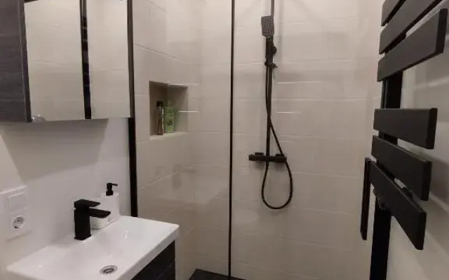 Courtyard Condo Twin