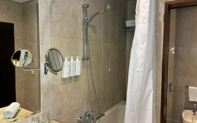 Отель Verdi Santarem