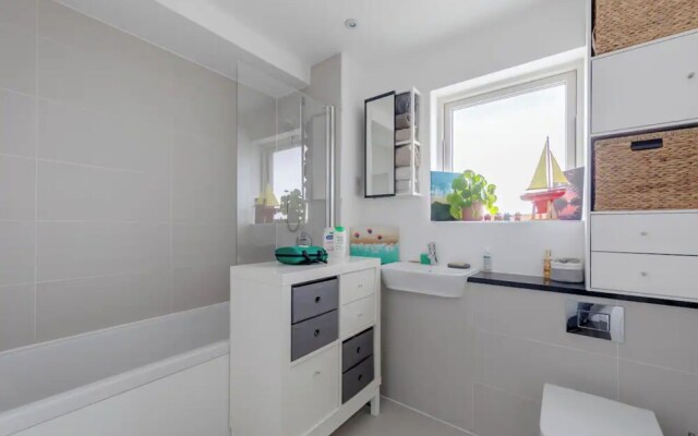 Perfectly Located 2BD Flat - Bermondsey