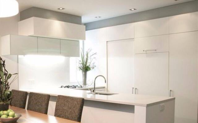 Element Escapes Luxury Apartments