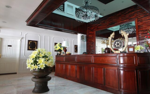 Le Bouton Dor Boutique Hotel
