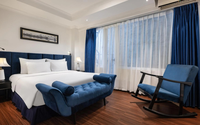The Flower Boutique Hotel & Travel – Guest Rooms – Hanoi