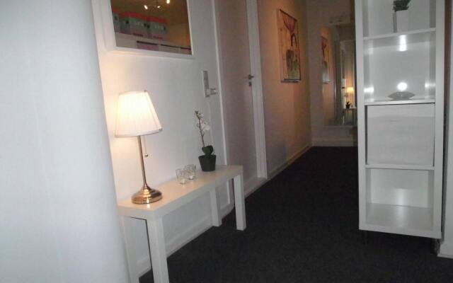 Give City Apartment