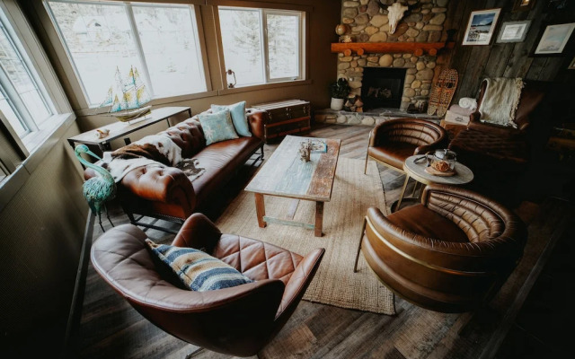 Creekside Villa