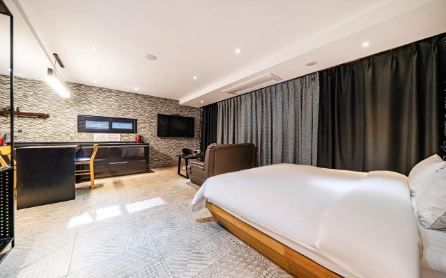 Hotel The Class