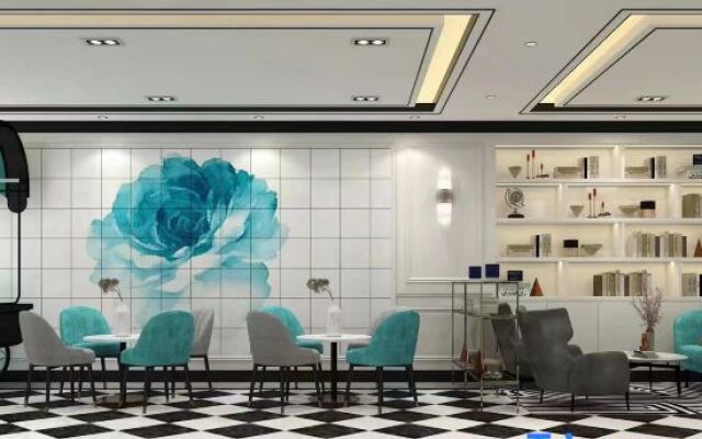 Xana Hotelle(Changchu Hongqi Street Jida Yiyuan Wanda Plaza Store)