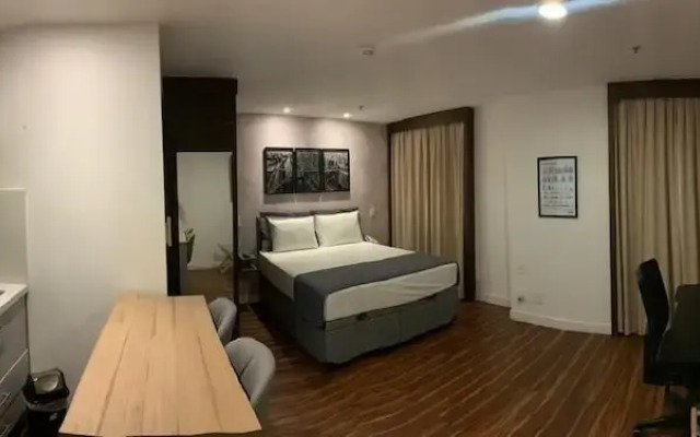 Get a flat 908 - Wyndham