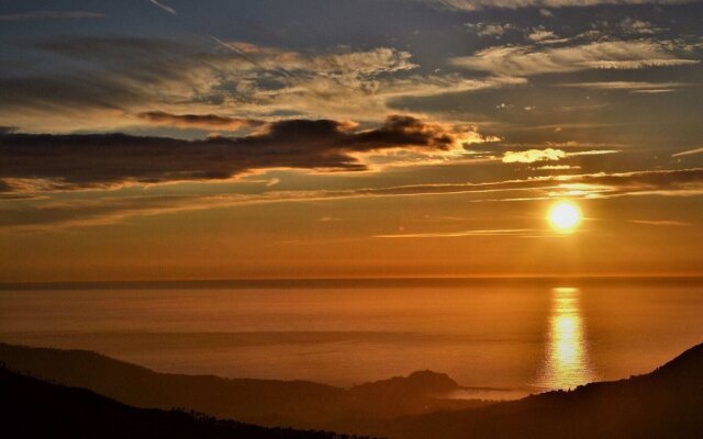 Quiet Bungalow in Sestri Levante Flower Riviera With Garden