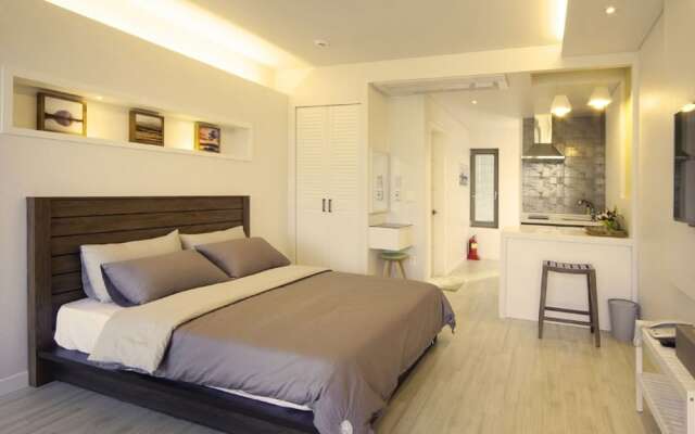Seogwipo Commas And Resort