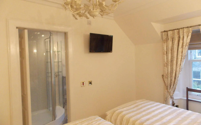 High Cliff Guest House