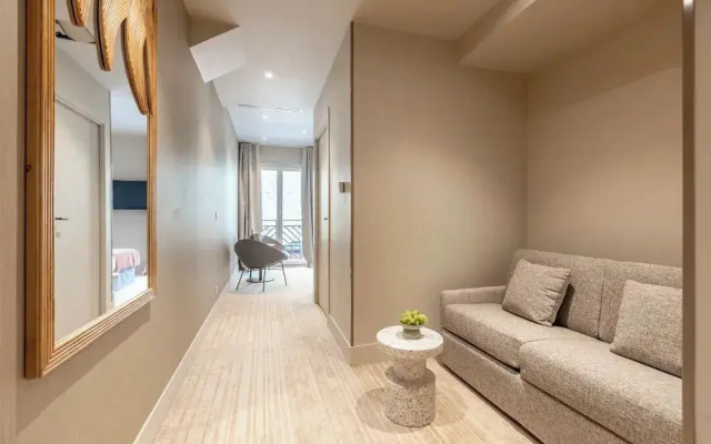 Suites FL by Sweett