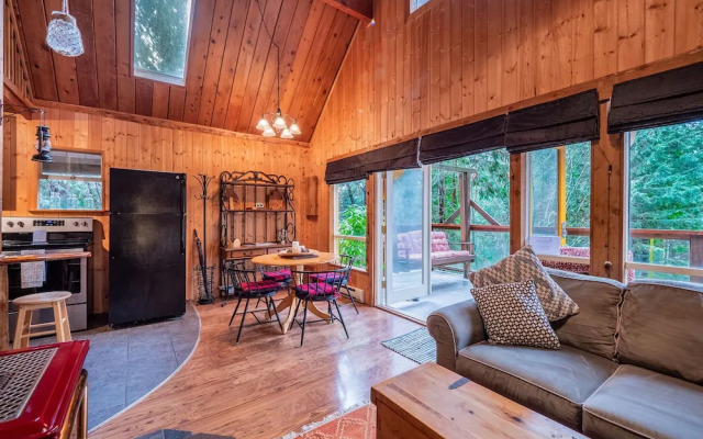 The Tree House Cottage