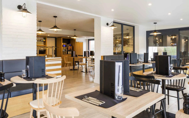 ibis Styles Rouen Val De Reuil