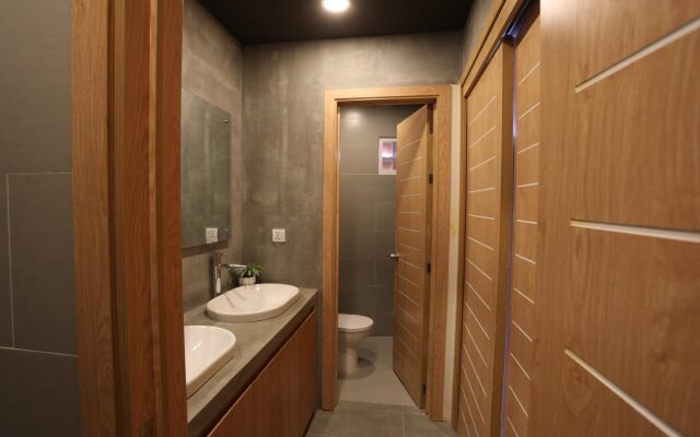 SKY HOTEL Central Phnom Penh - Rooms & Apartments