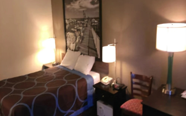 Super 8 Motel - Joppa