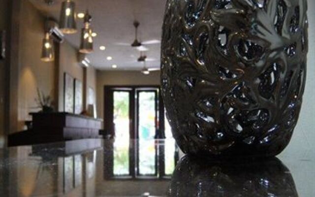 Riverview Cambodia Boutique Hotel