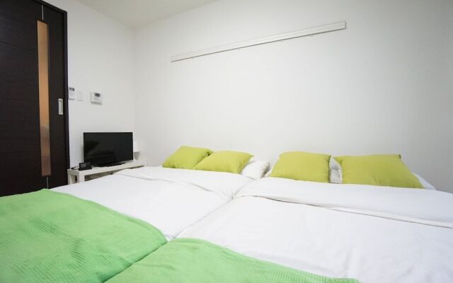 Terry's Apartment Namba West I E02C