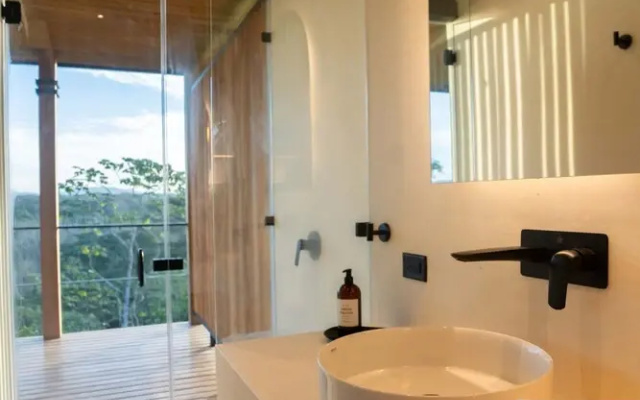 Chic 1BR Escape Breathtaking Balcony Views