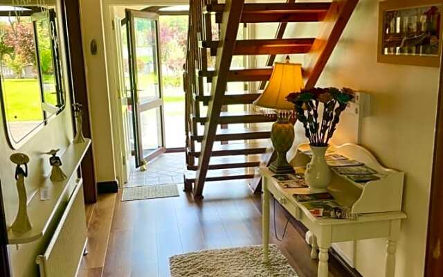 Cedar Lodge