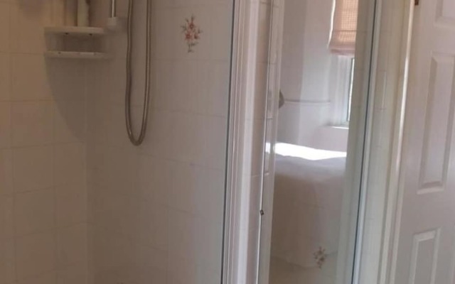 Lyndale House, Tenby