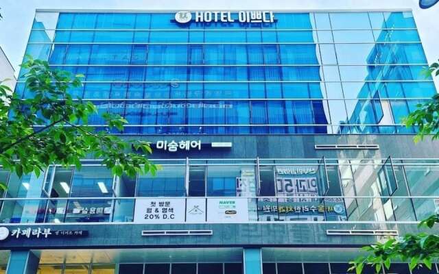 hotelImage