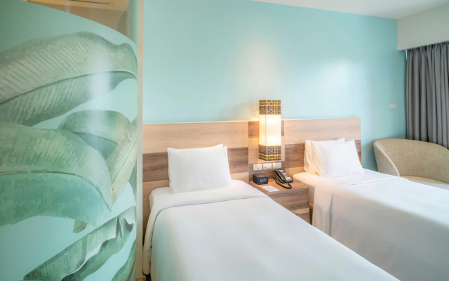 Holiday Inn Express Phuket Patong Beach Central by IHG - Image 4