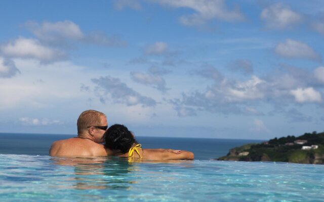 Pelican Eyes Resort & Spa