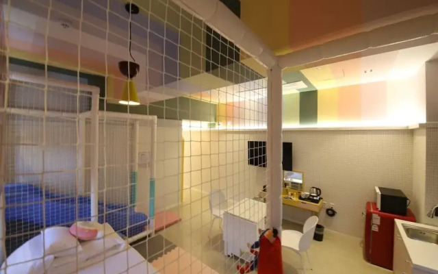 Almond Kids Hotel