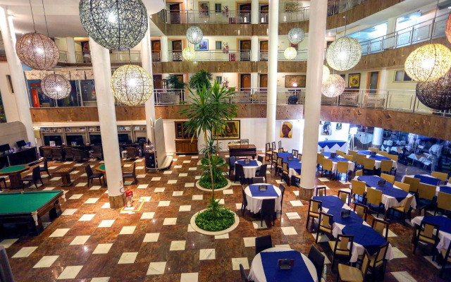 Esmeralda Praia Hotel