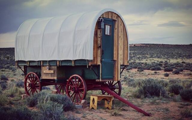 Shash Dine' EcoRetreat