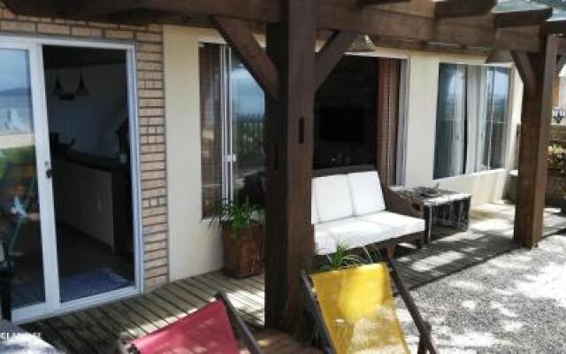 Residencial Bombinhas Pé na Areia