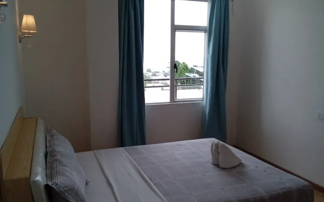 TR Apartments