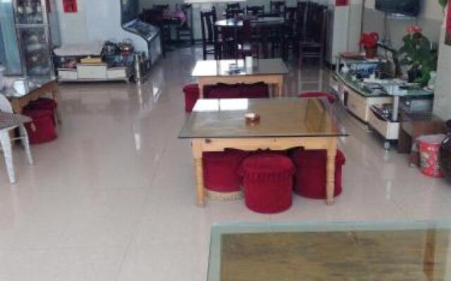 Fuxian Lake Delin Guesthouse