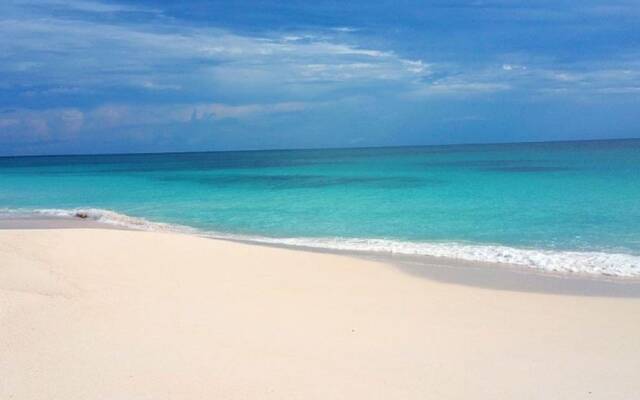See Sea by Eleuthera Vacation Rentals