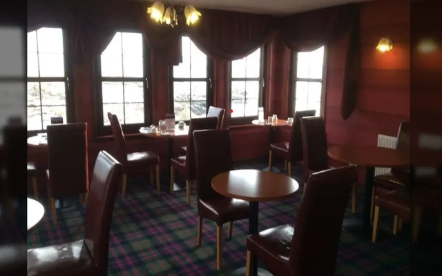 Polochar Inn