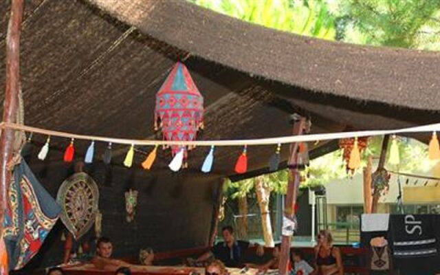 Flora Suites Hotel - All Inclusive