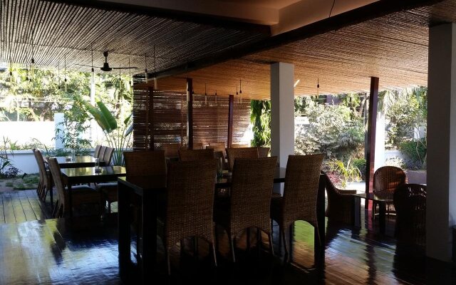 The Mandolis Hotel