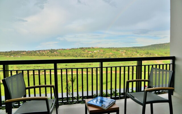 Mantis EPIC Hotel & Suites