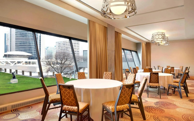 Sheraton Centre Toronto Hotel