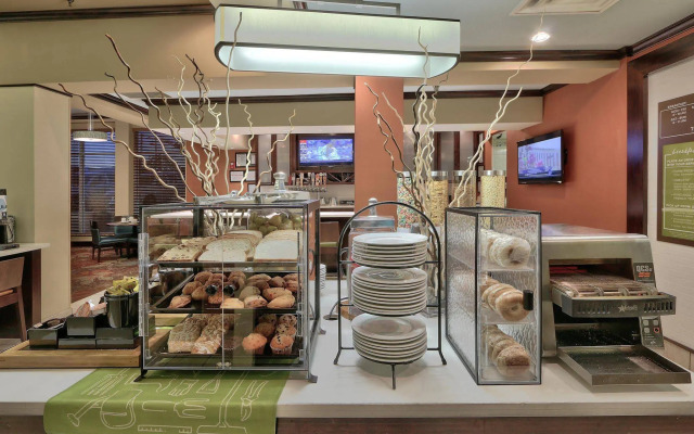 Hilton Garden Inn Albuquerque Airport